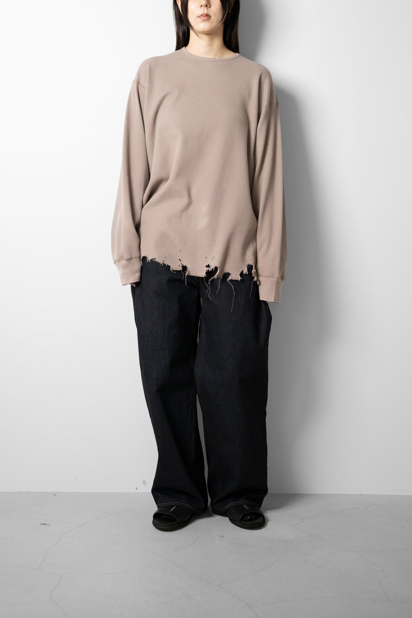 ANCELLM / DAMAGE WAFFLE CREW LS "P.BEIGE"