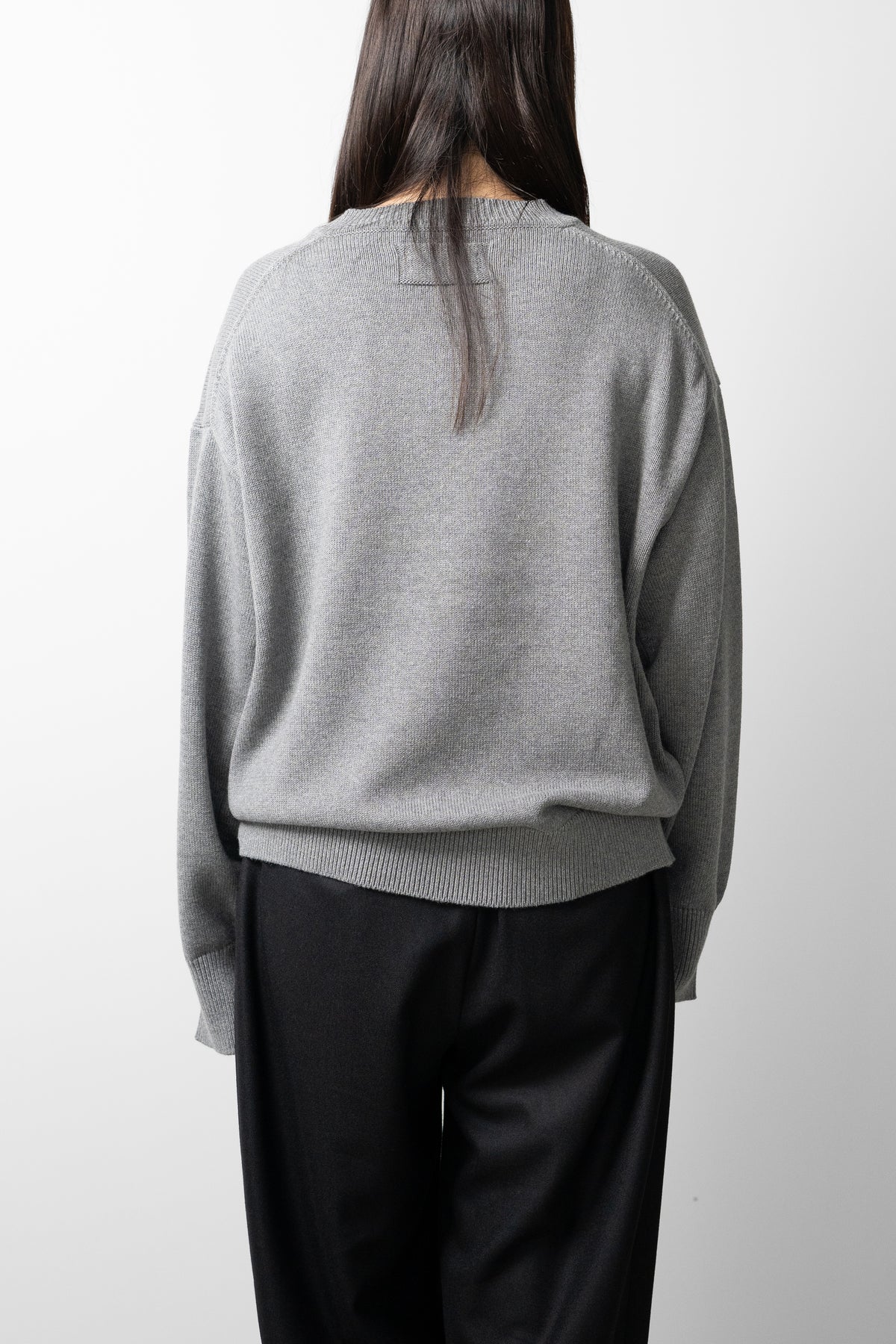 Afiit / V-NECK KNIT  "GRAY"