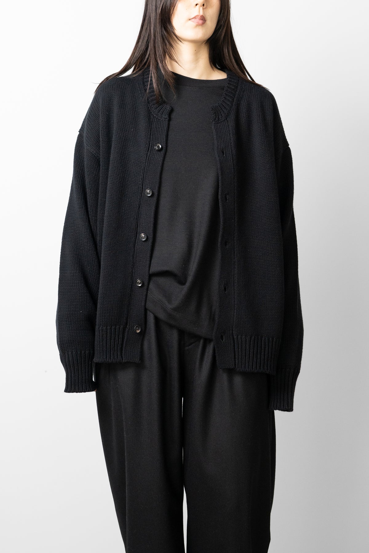 Afiit / CREW NECK CARDIGAN   "BLACK"