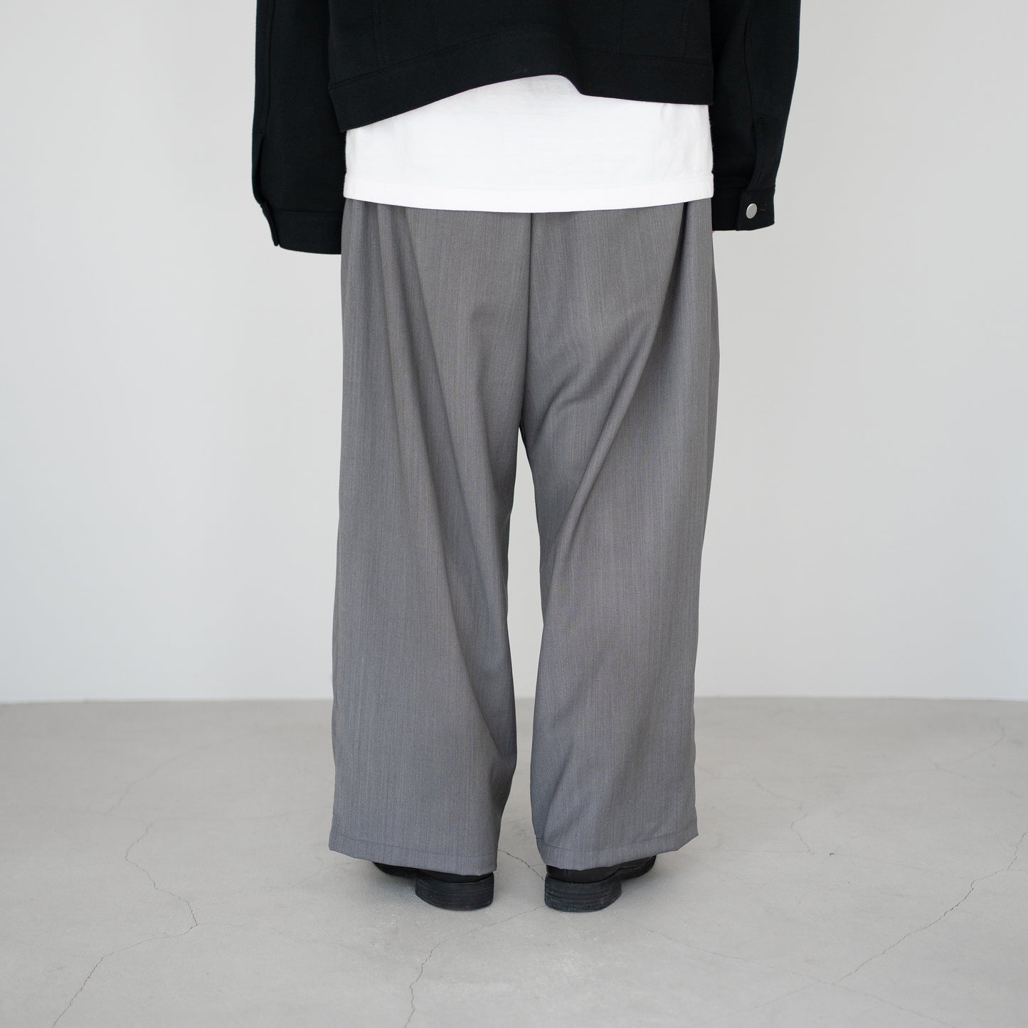 ANCELLM / BELTED WOOL SLACKS "GRAY"