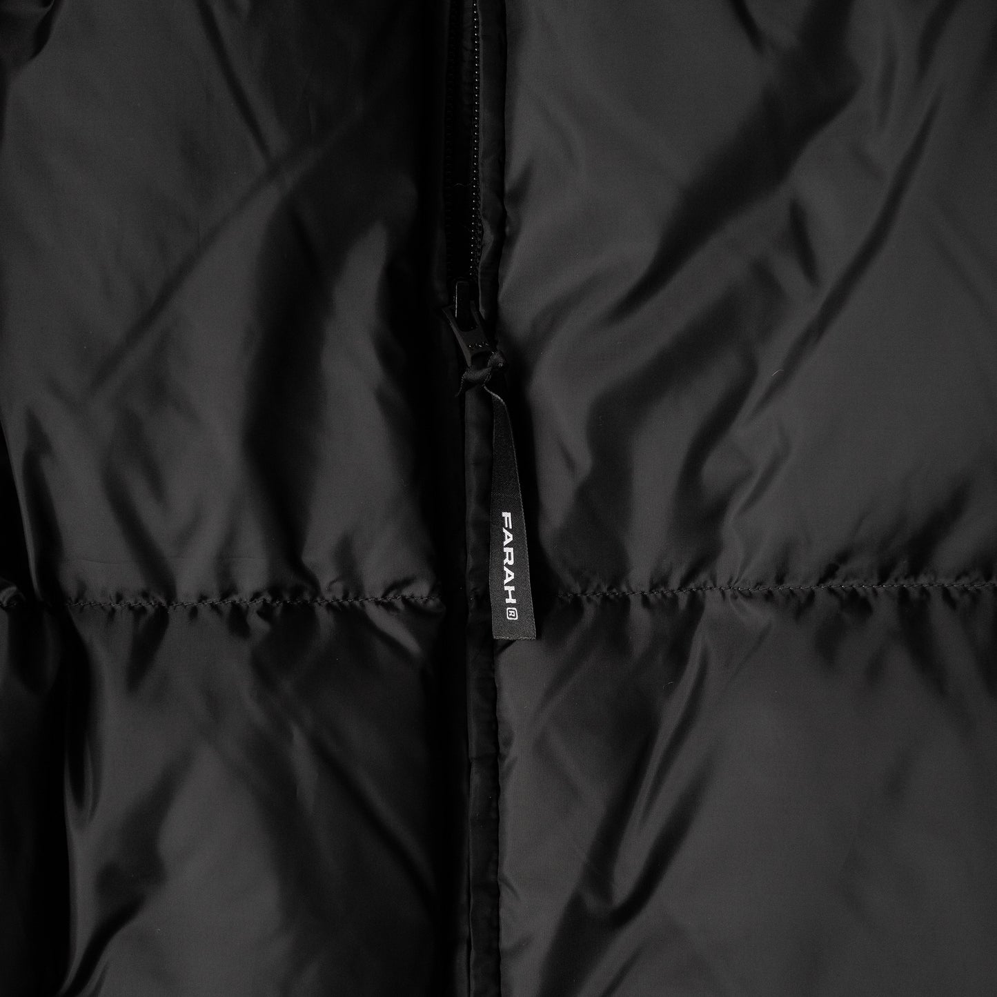 FARAH/ Light Weight Hooded Down Jacket "Black"