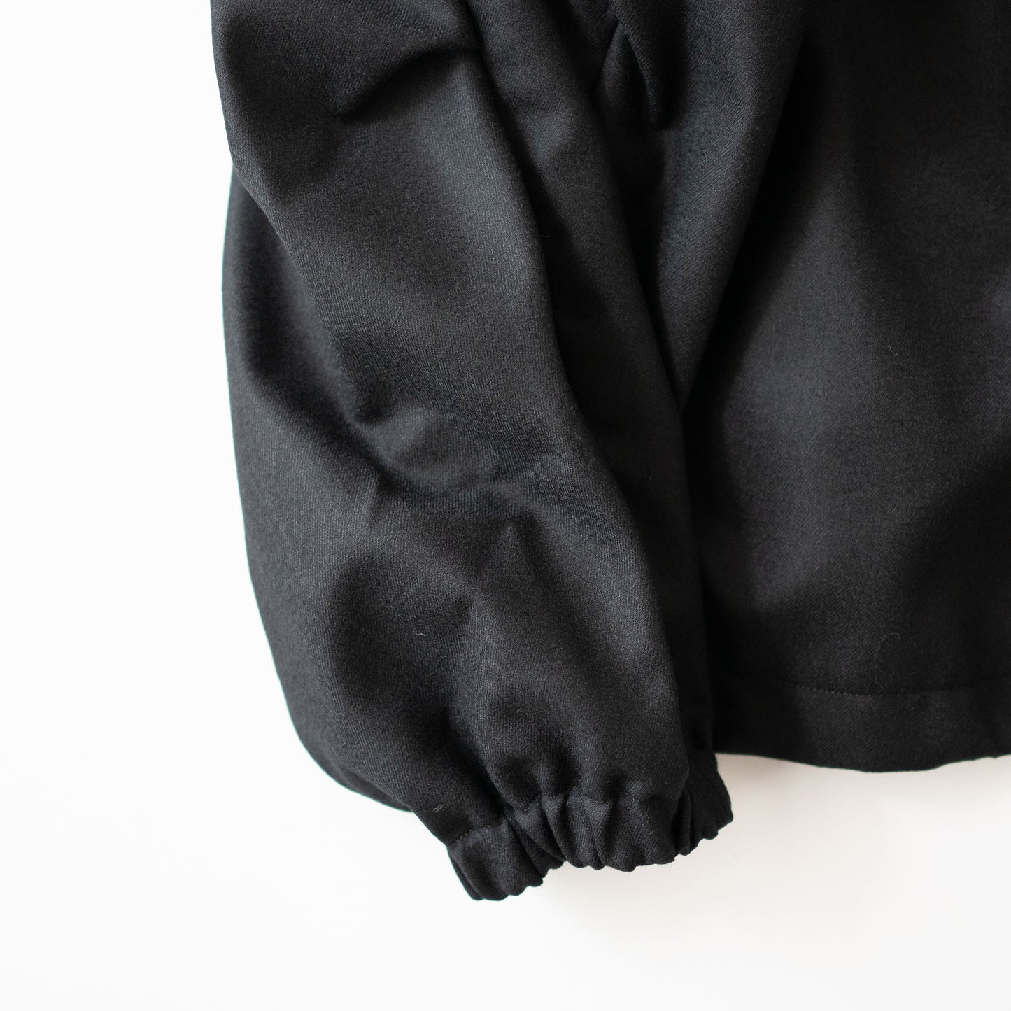 ENCOMING/ FRONT ZIP BLOUSON "CHARCOAL"