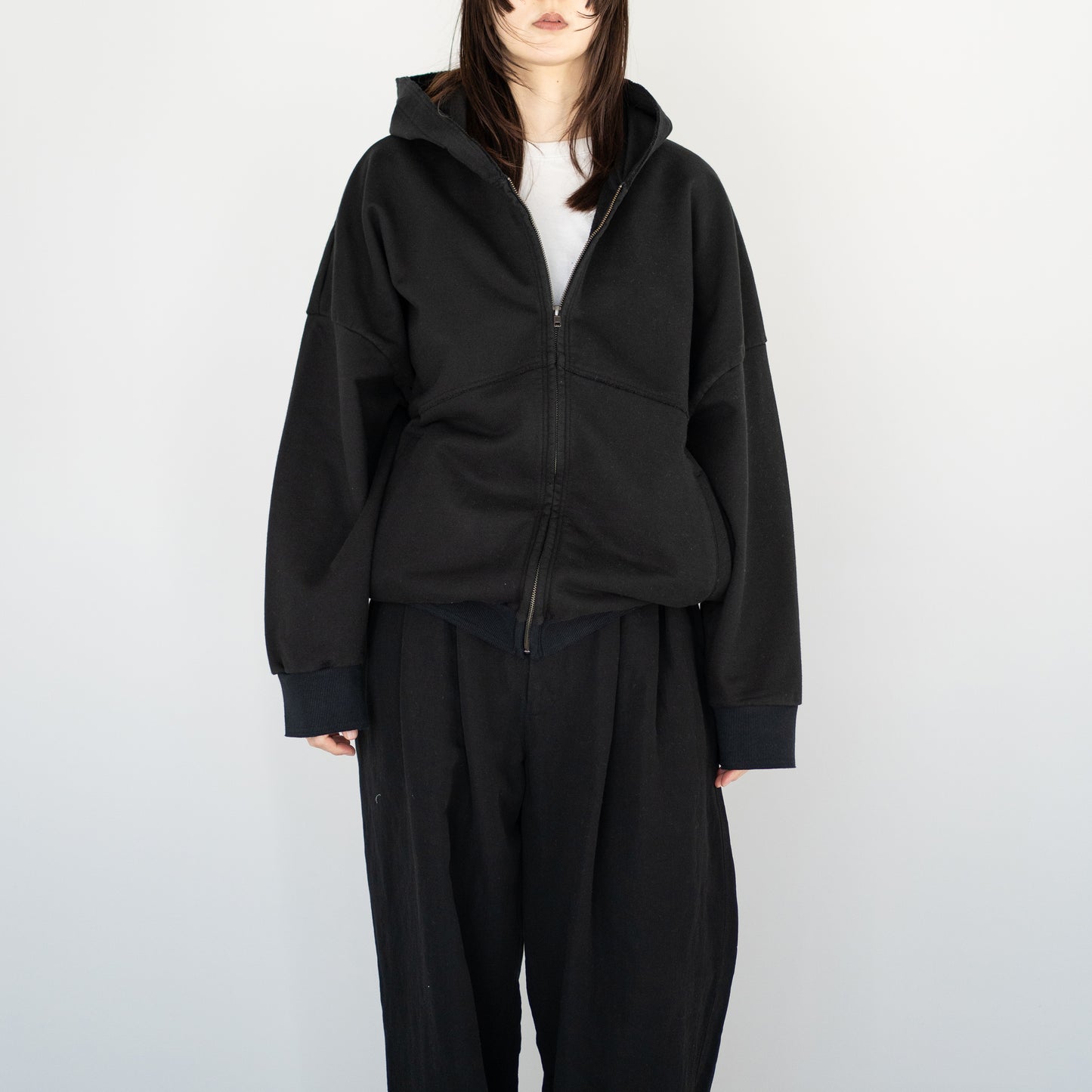 Antwort / CUT OFF ZIP HOODIE "BLACK"