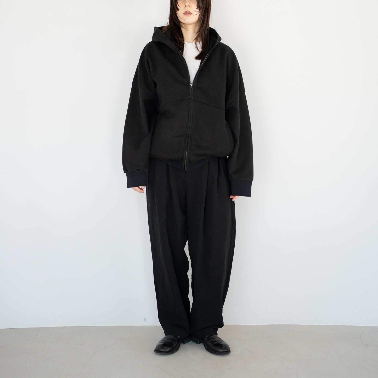 Antwort / CUT OFF ZIP HOODIE "BLACK"