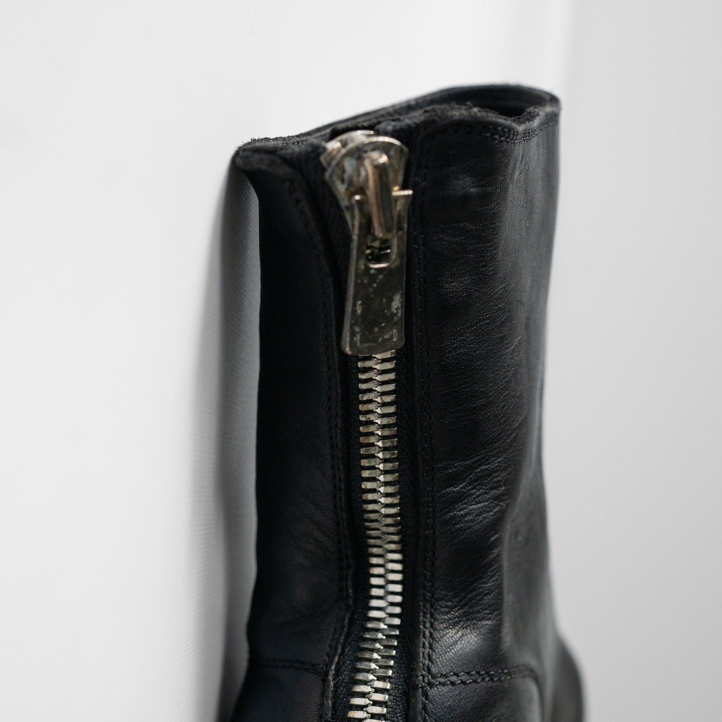 guidi/ 986M HORSE Full Grain "black"