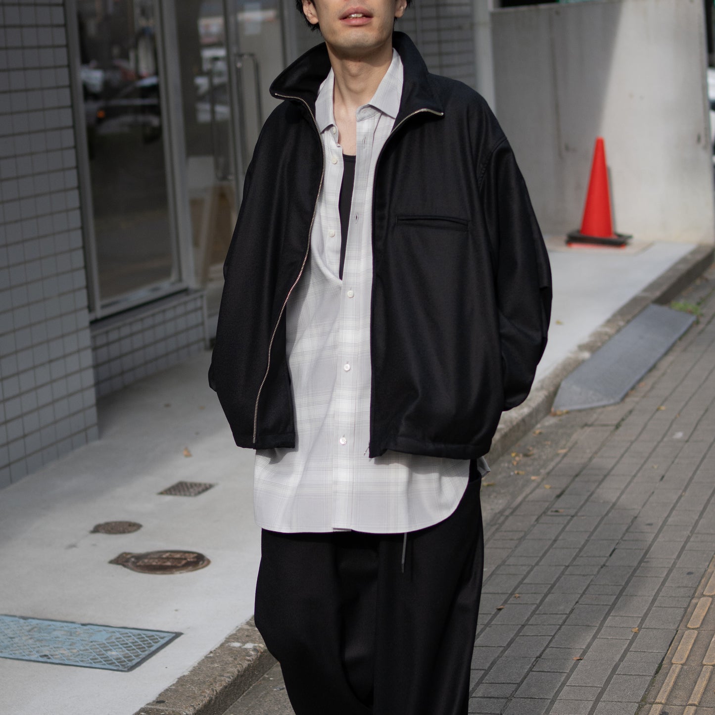 ENCOMING/ FRONT ZIP BLOUSON "CHARCOAL"
