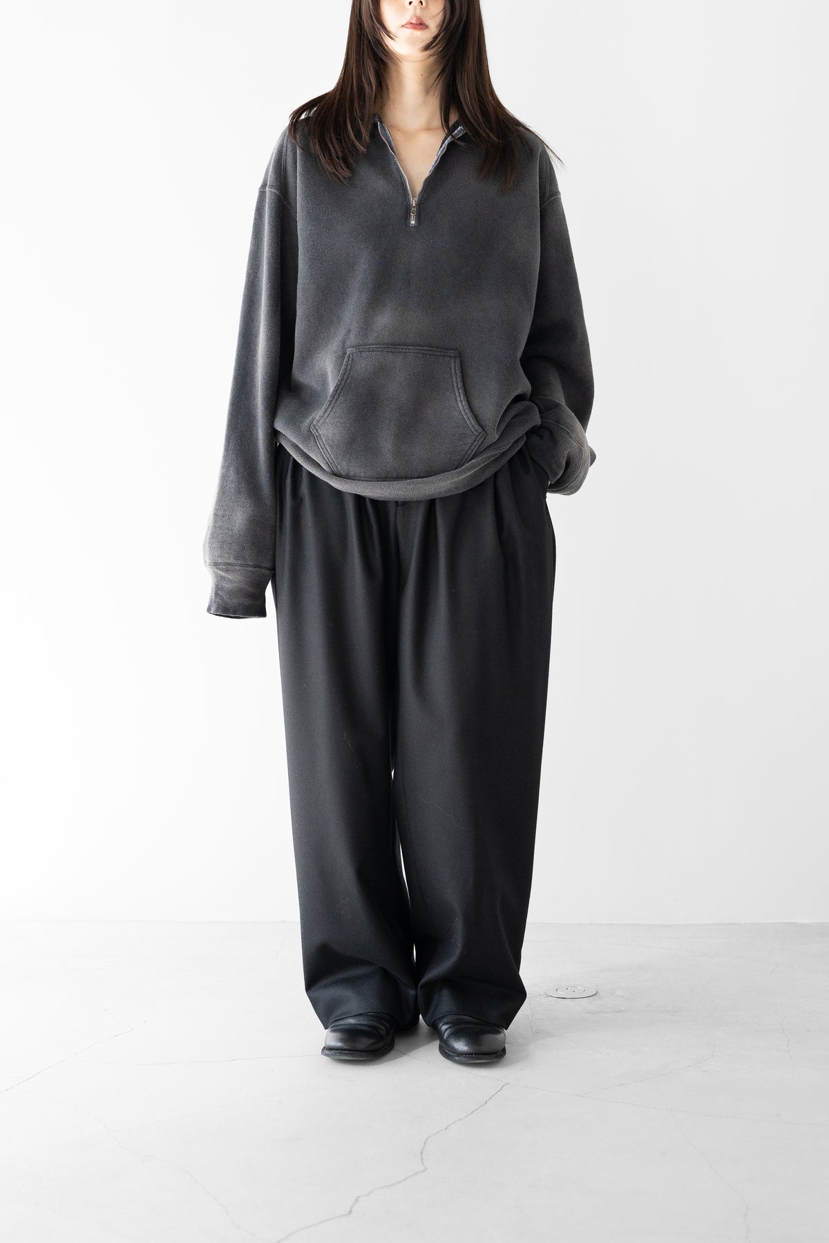 ANCELLM / FLEECE-LINED SWEAT HOODIE "BLACK"