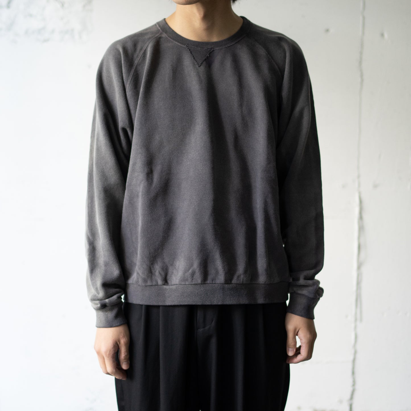 ENCOMING/ ENST SWEAT JUMPER "CHARCOAL"