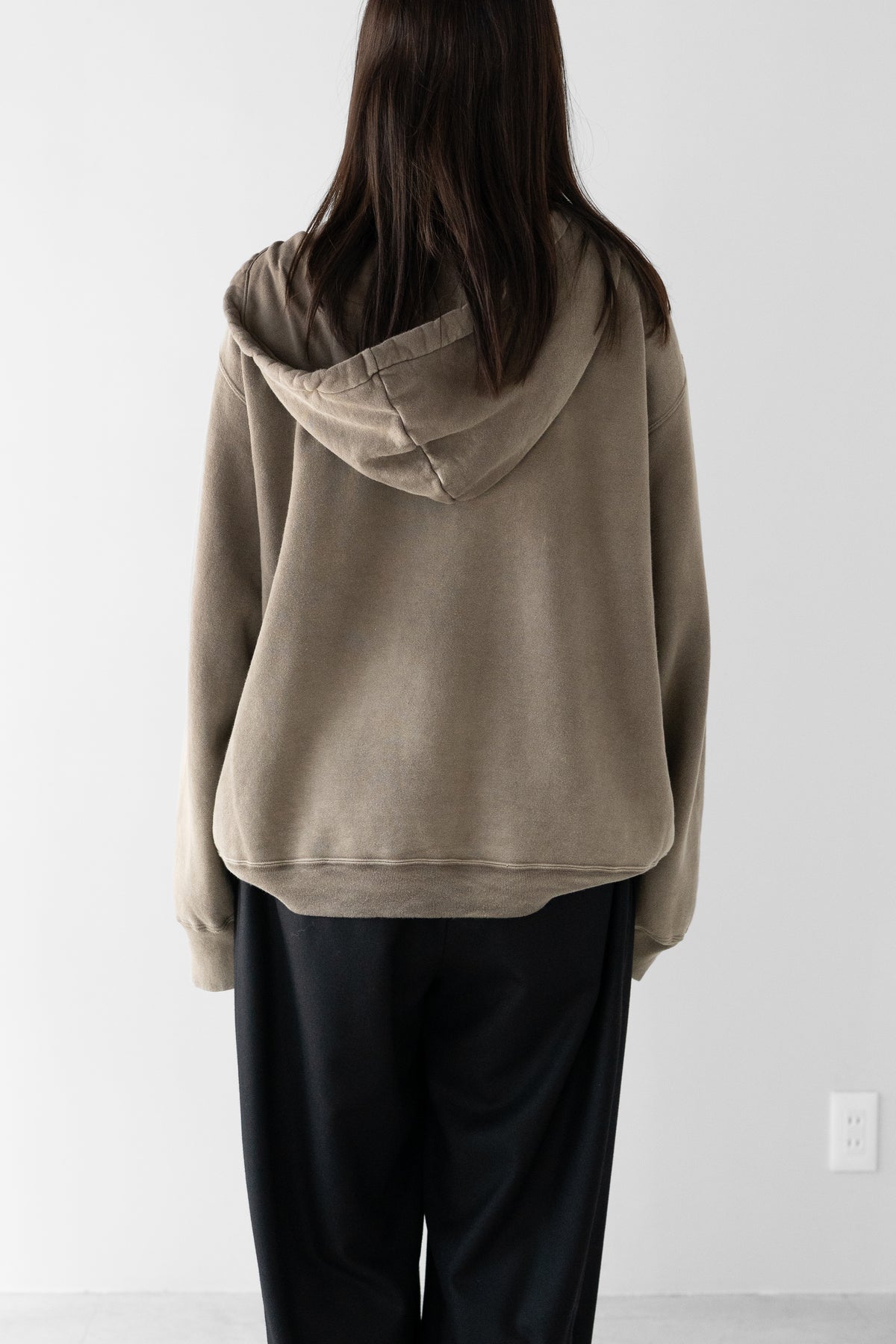 ANCELLM / FLEECE-LINED SWEAT HOODIE "P.BEIGE"