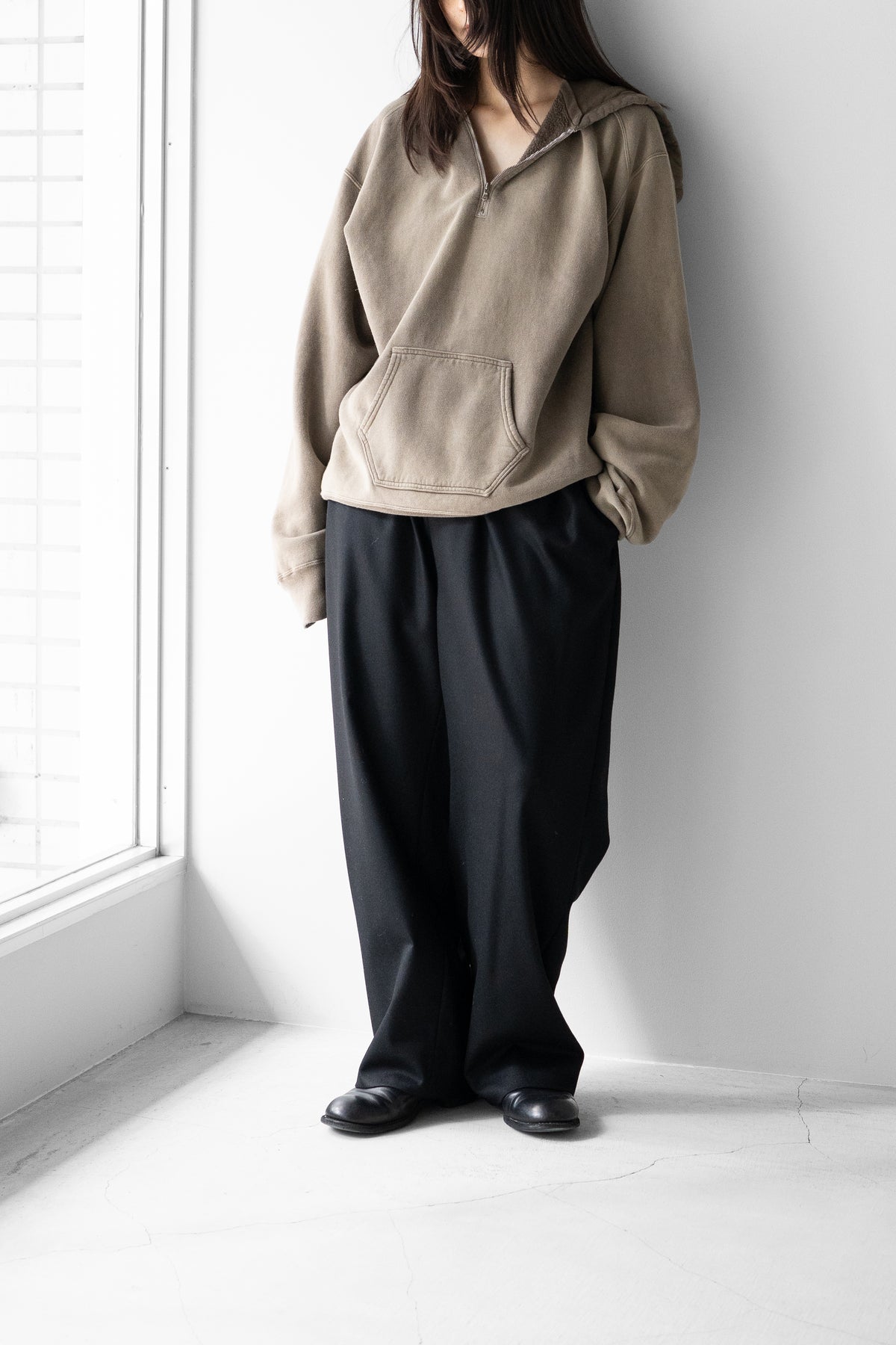 ANCELLM / FLEECE-LINED SWEAT HOODIE "P.BEIGE"