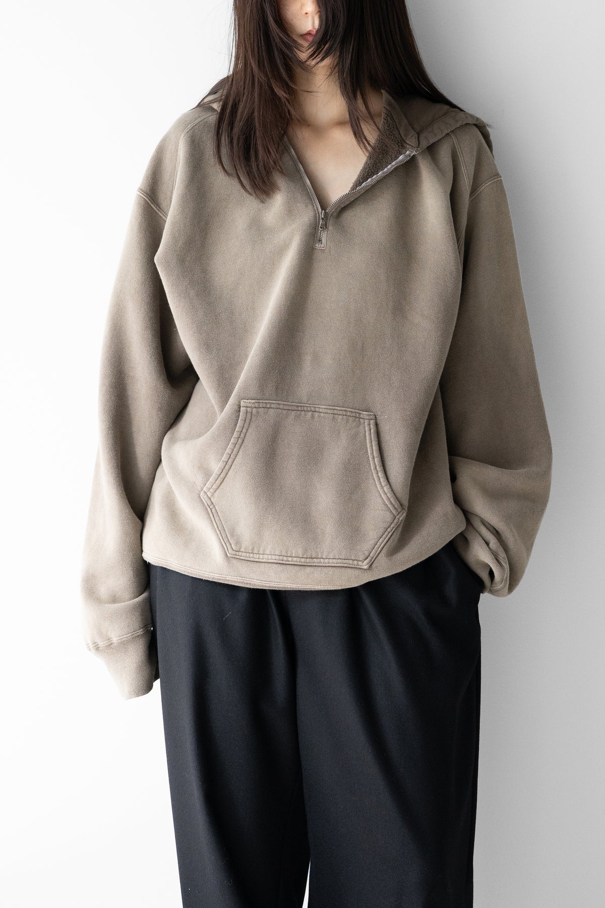 ANCELLM / FLEECE-LINED SWEAT HOODIE "P.BEIGE"