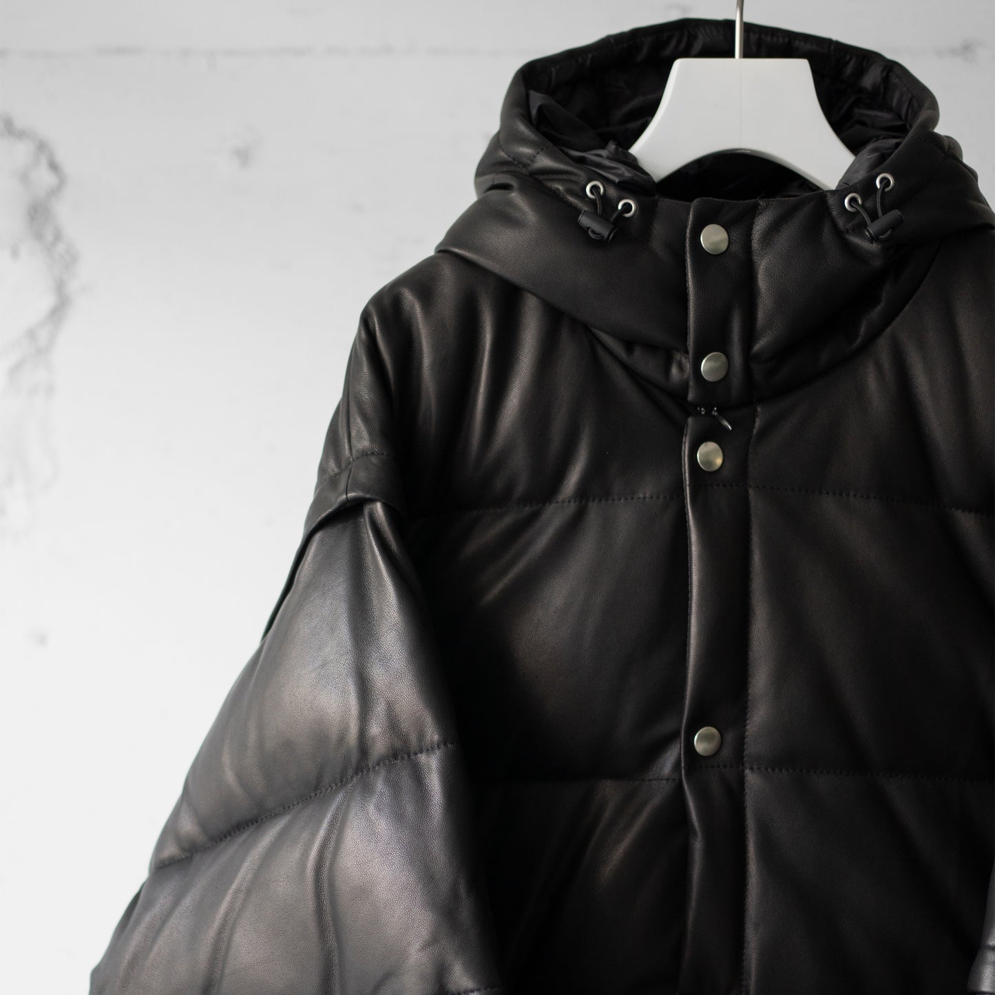 YOKE/ LEATHER MULTI DETACHABLE RV DOWN JACKET "BLACK"