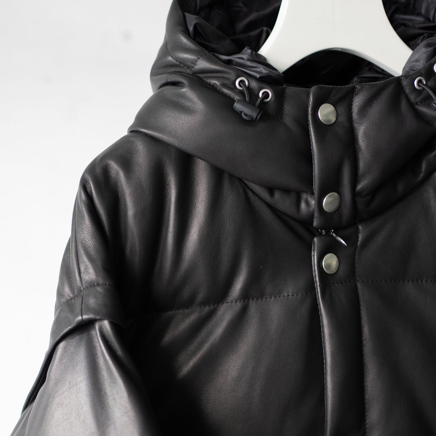 YOKE/ LEATHER MULTI DETACHABLE RV DOWN JACKET "BLACK"