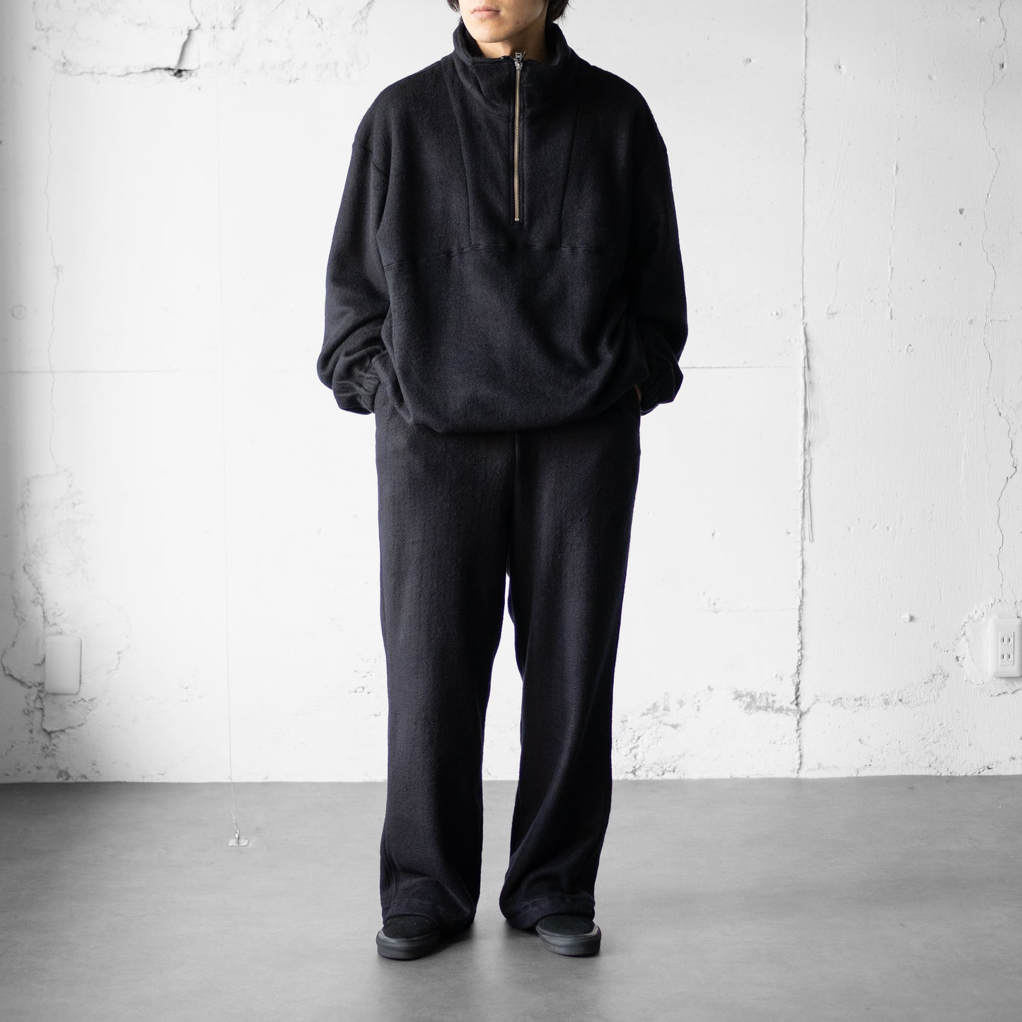 YOKE/ SILK FREECE HALF ZIP PULLOVER "BLACK"