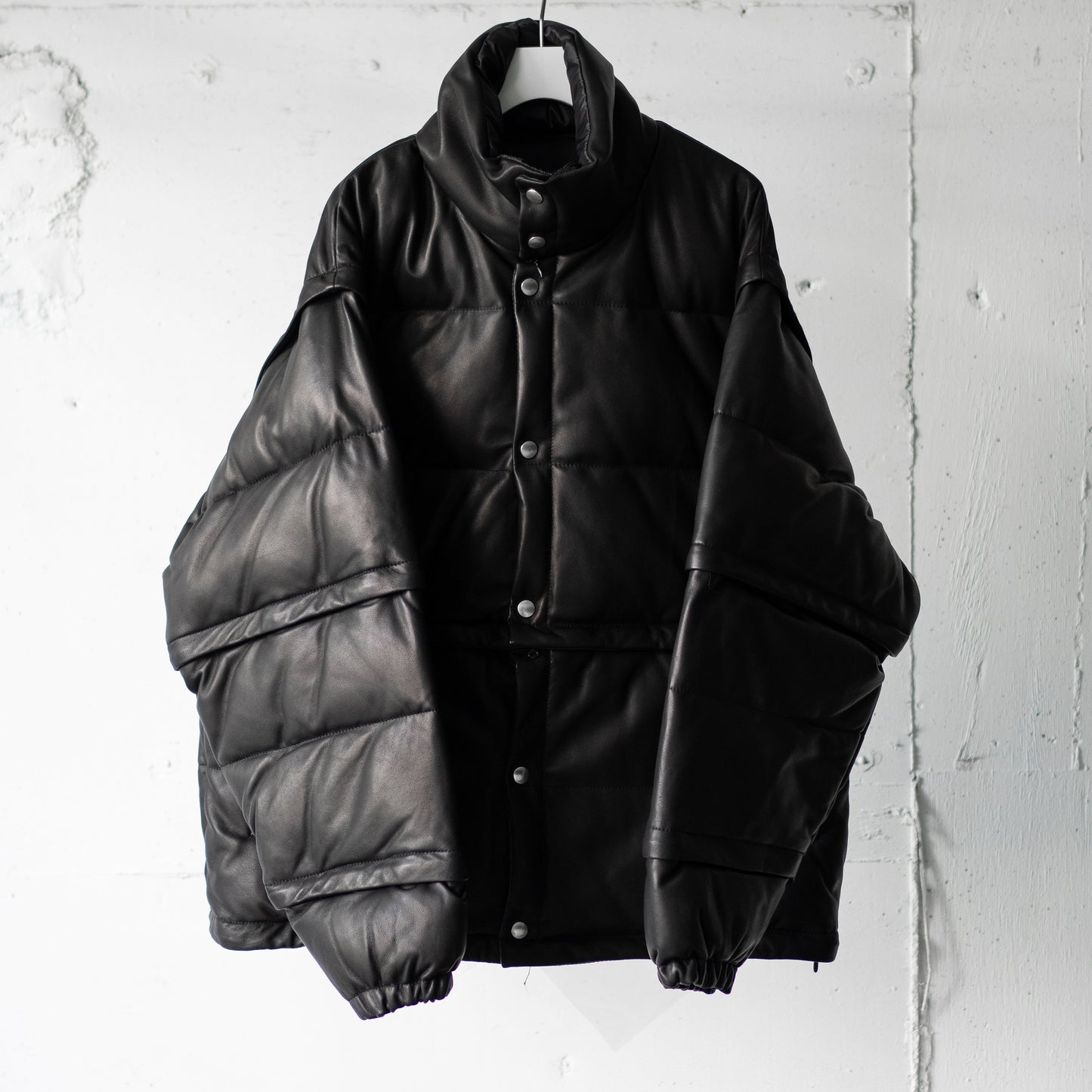 YOKE/ LEATHER MULTI DETACHABLE RV DOWN JACKET "BLACK"