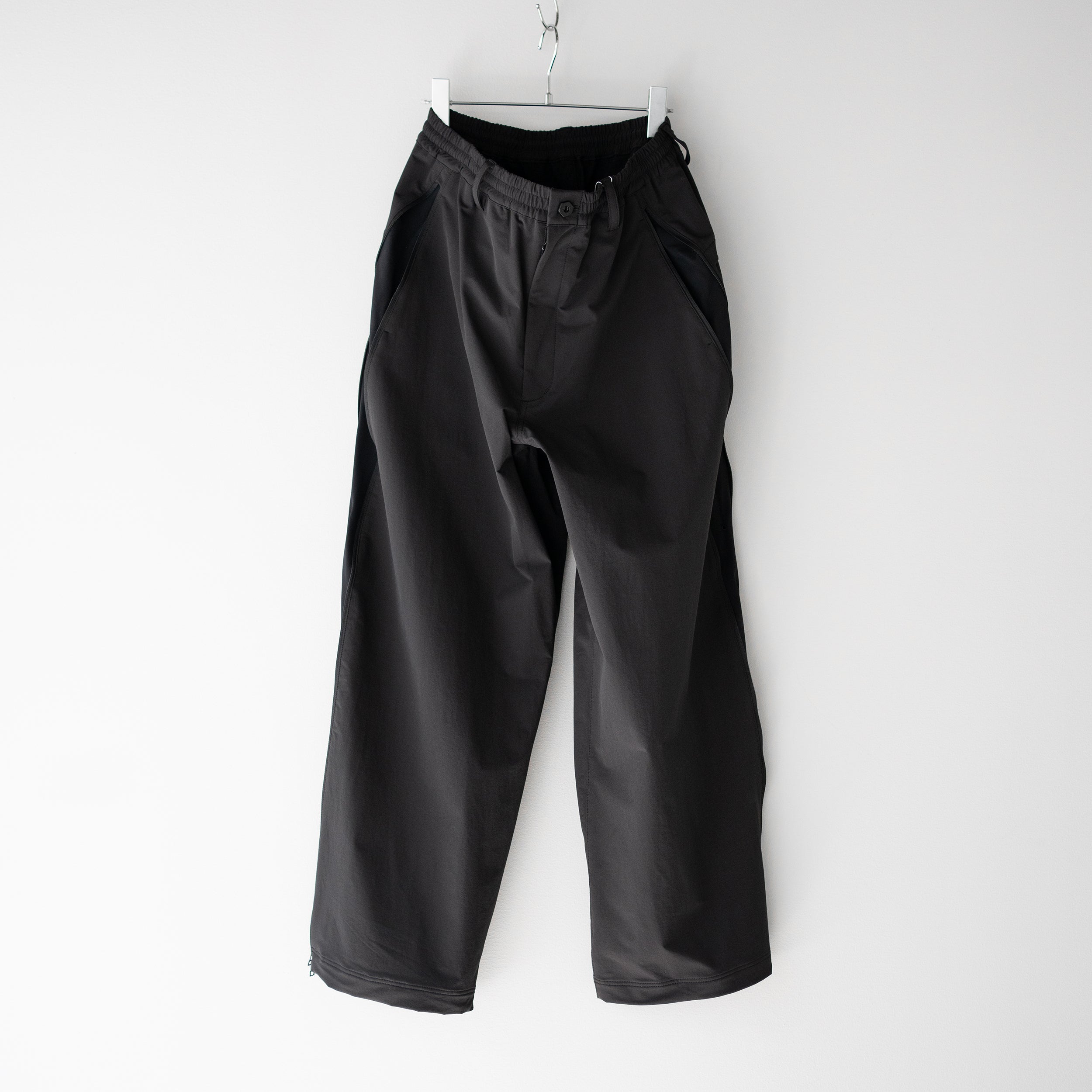 ROTOL ロトル 17SS TRACK PANTS タック入りトラックパンツ ワイドパンツ ジャージ ブラック 2 参考定価￥23，000+TAX R308RK26 ROTOL(ロトル)⁄ DOUBLE ZIP TRACK PANTS \"BLACK\" | Attic ONLINE STORE