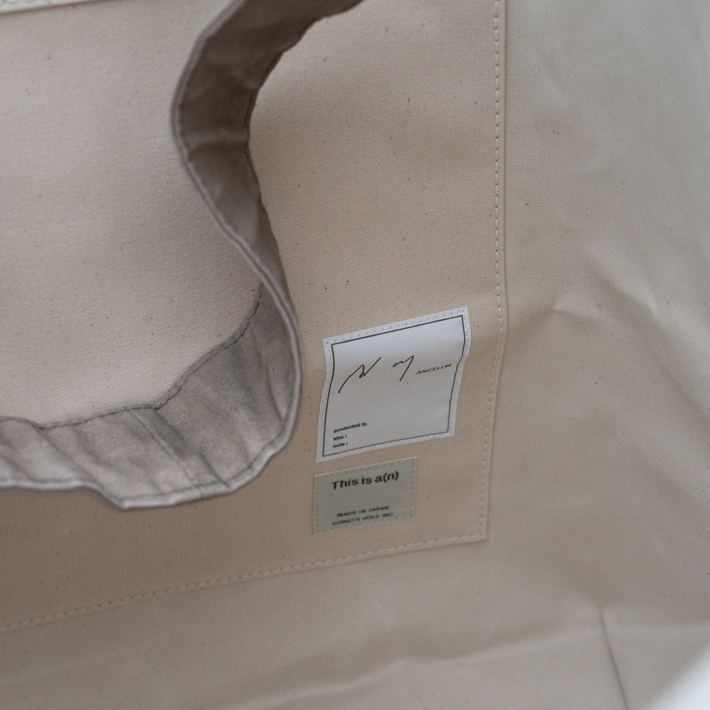 ANCELLM / ANCELLM with This is a(n) C/R DUCK BAG "GREIGE"