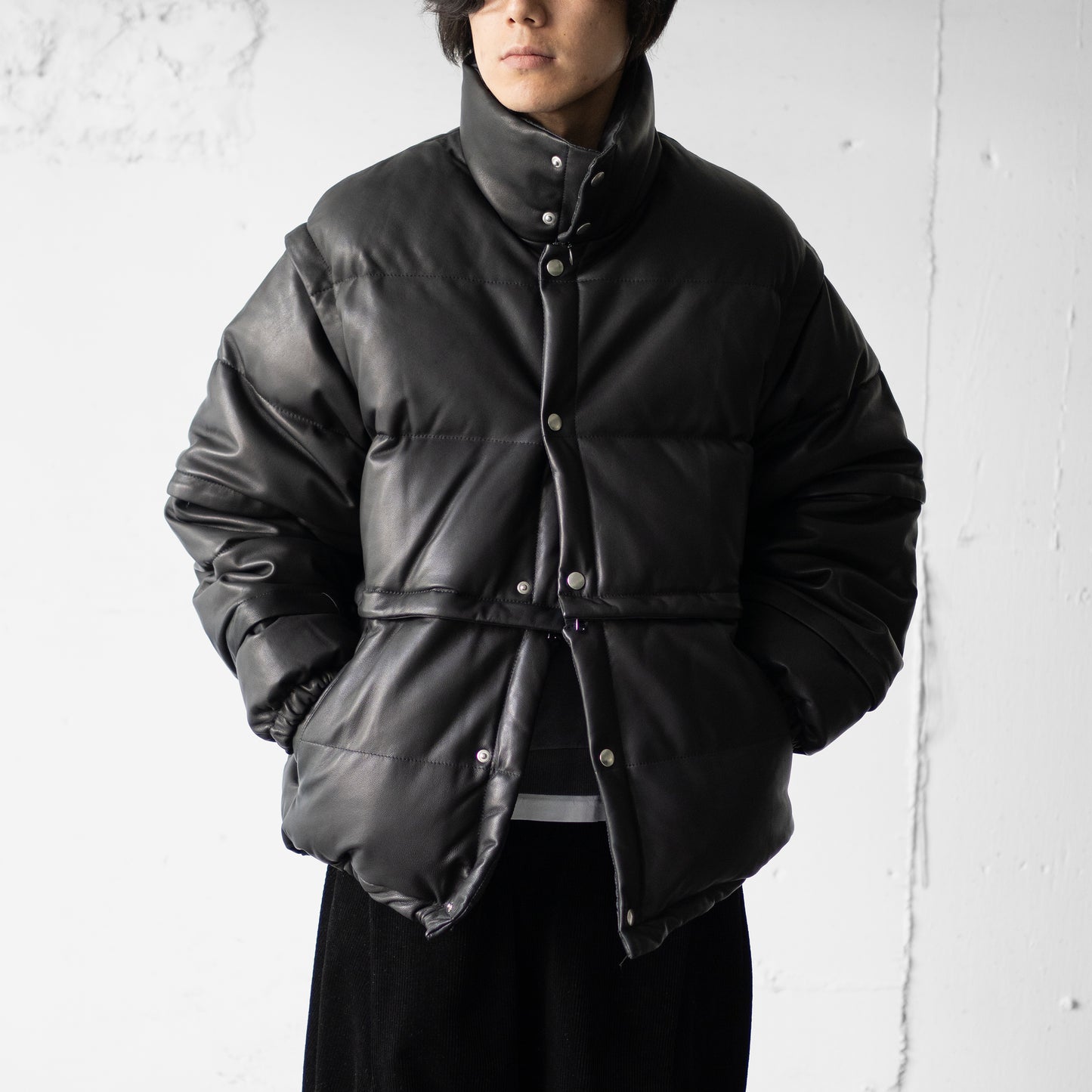 YOKE/ LEATHER MULTI DETACHABLE RV DOWN JACKET "BLACK"