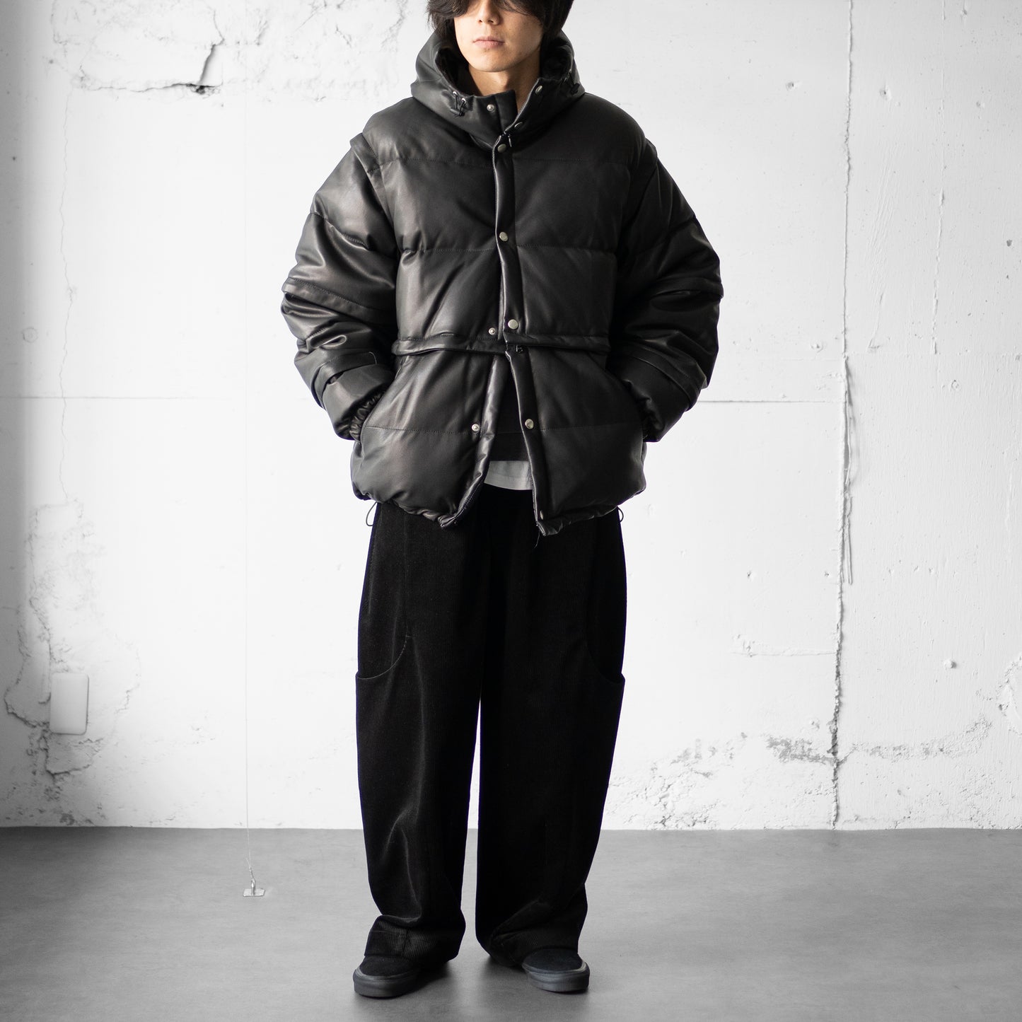 YOKE/ LEATHER MULTI DETACHABLE RV DOWN JACKET "BLACK"