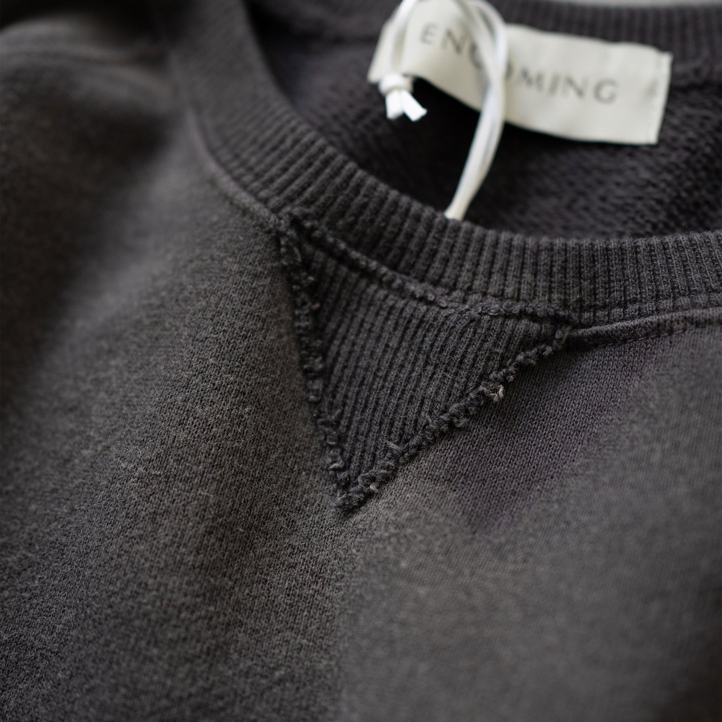 ENCOMING/ ENST SWEAT JUMPER "CHARCOAL"