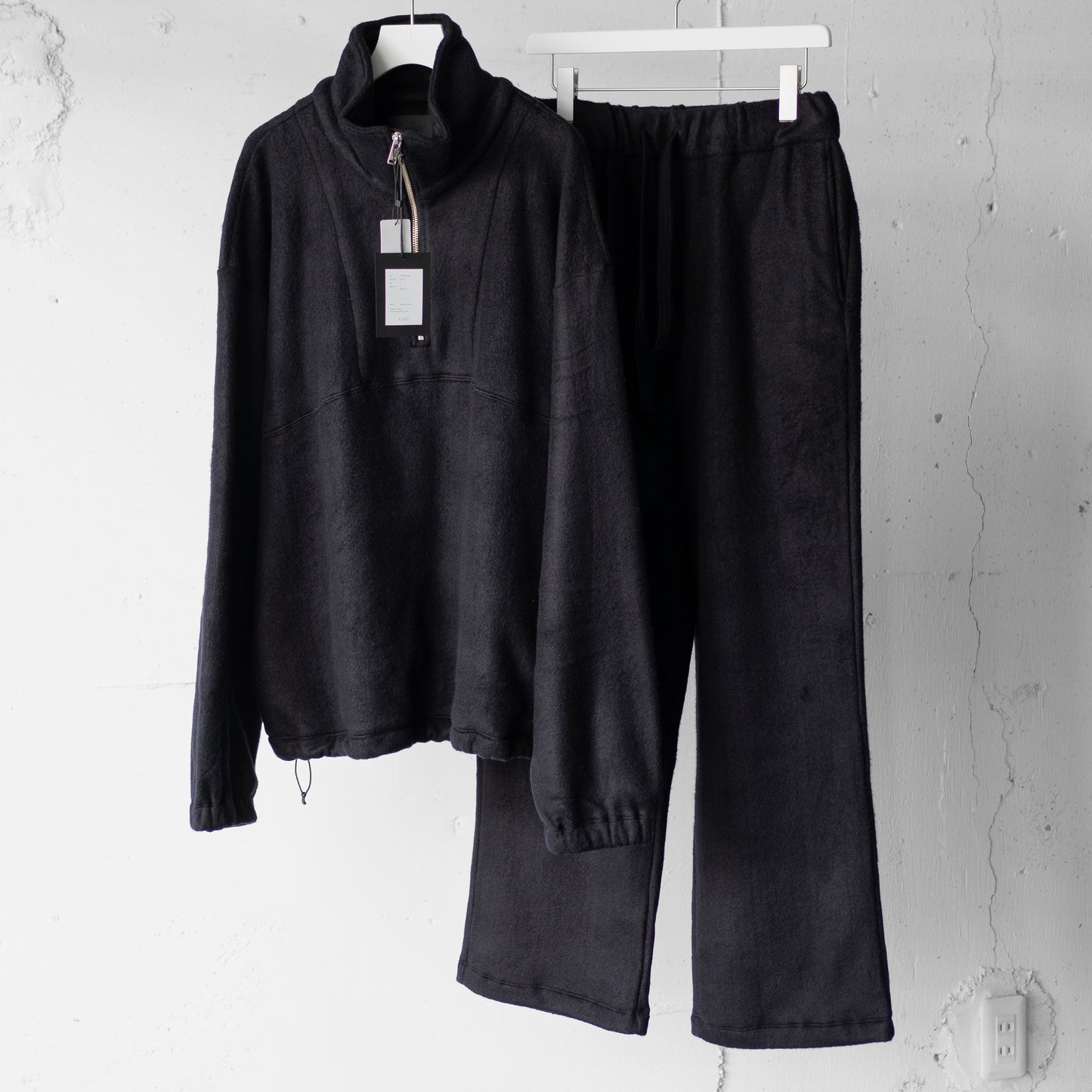 YOKE/ SILK FREECE HALF ZIP PULLOVER "BLACK"