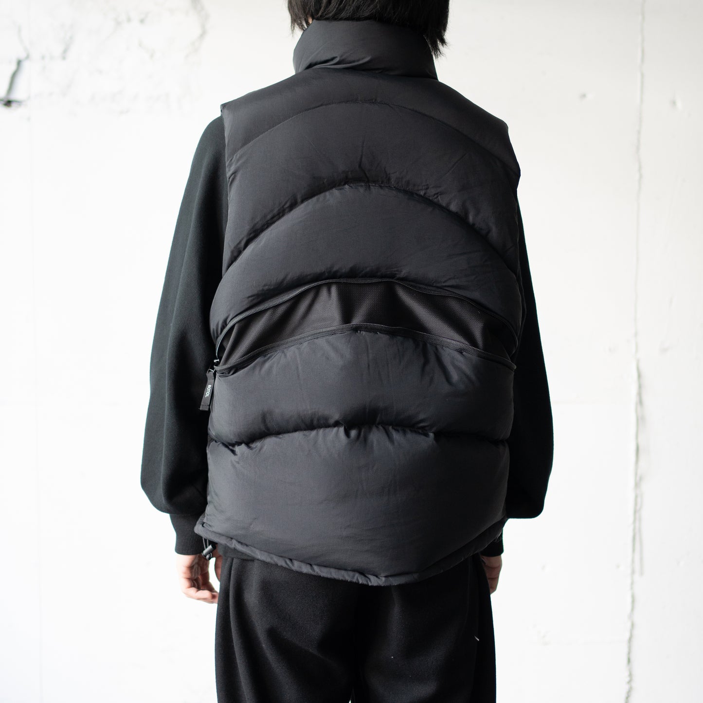 ROTOL/ CURVY DOWN VEST "BLACK"