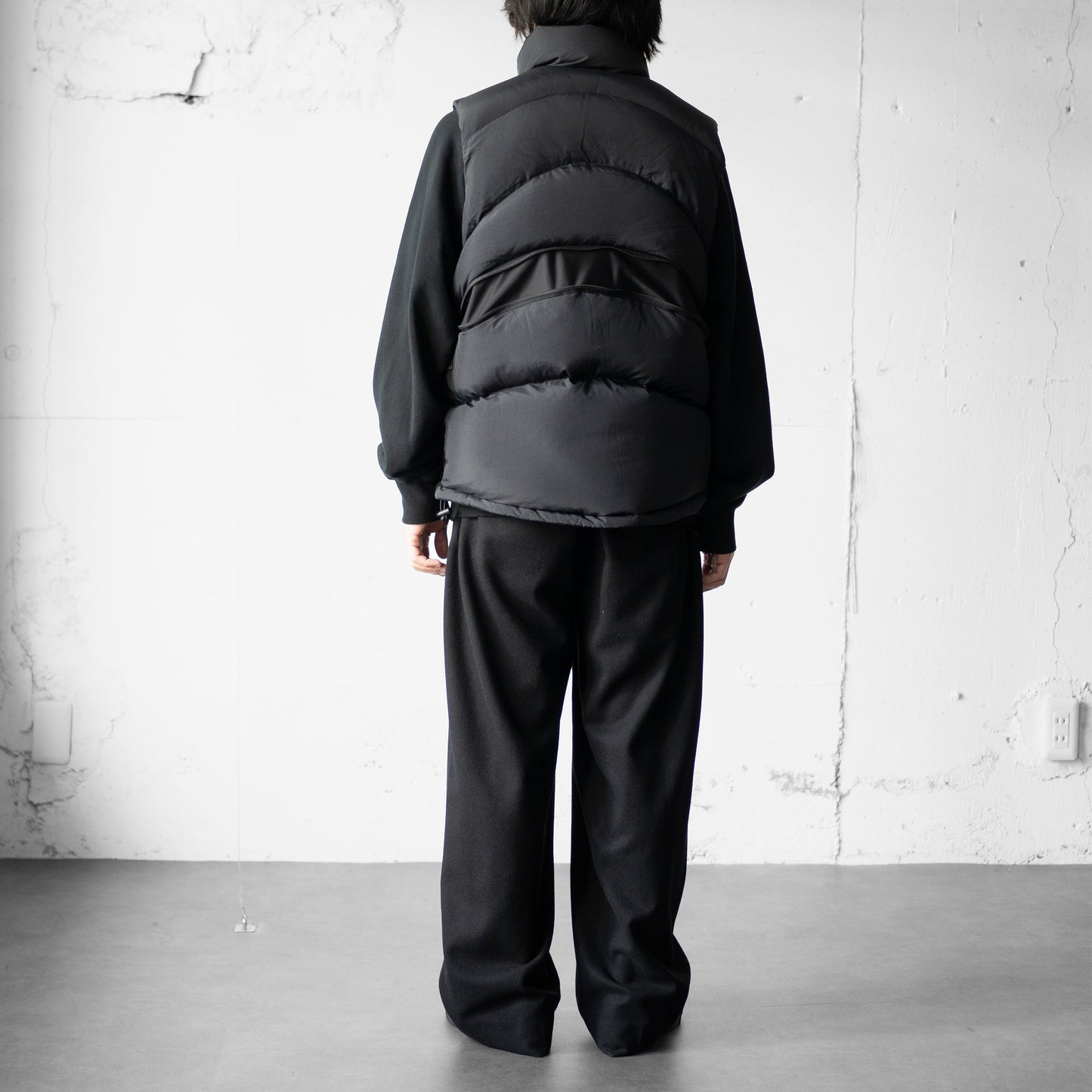 ROTOL/ CURVY DOWN VEST "BLACK"