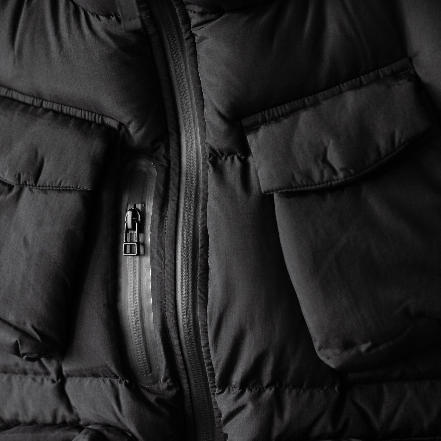 ROTOL/ CURVY DOWN VEST "BLACK"