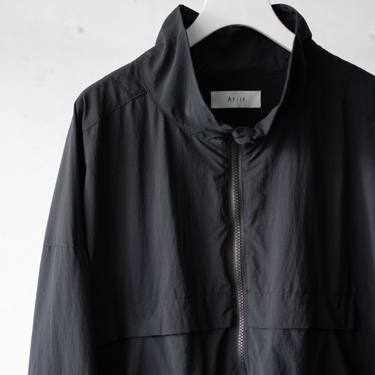 Afiit / NYLON ZIP BLOUSON "BLK"