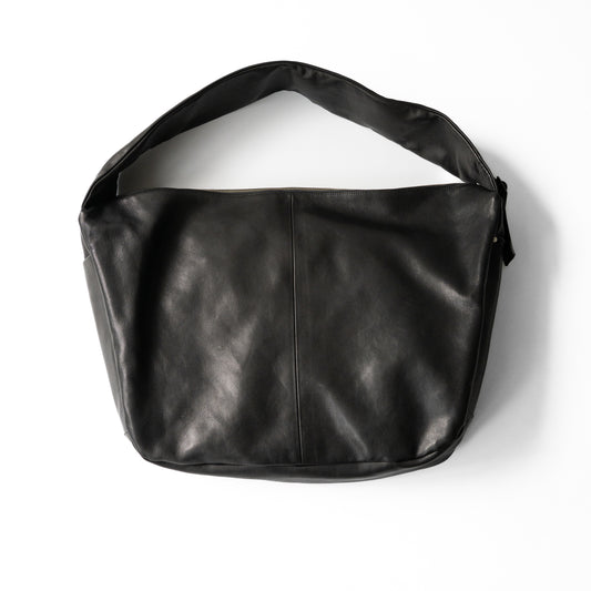 ssstein/ SHIRRING HANDLE LEATHER SHOULDER BAG "BLACK"