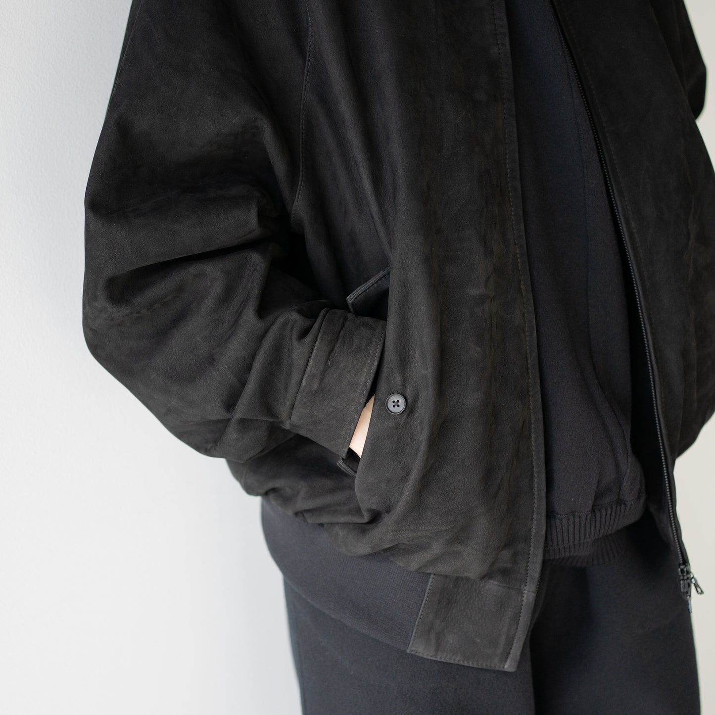ssstein/ COW NUBUCK SWING TOP JACKET "BLACK"